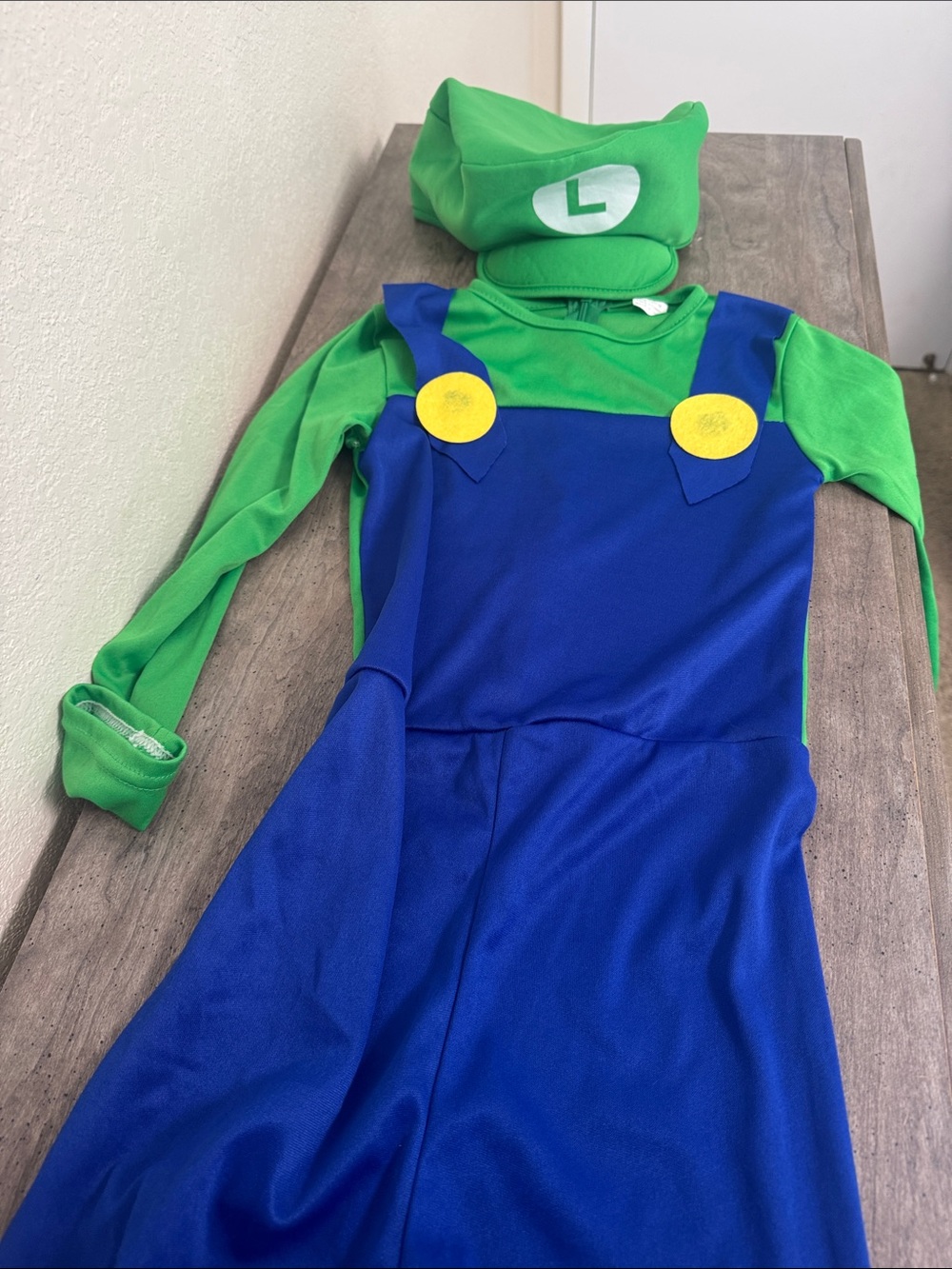 Kids Green and Blue Overalls Luigi Costume with Hat.